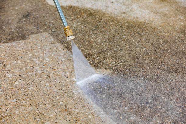 Best Sign and Awning Cleaning  in Rio Bravo, TX